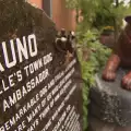 Американски град издигна паметник на кучето си талисман