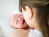 Защо бебето плаче често?